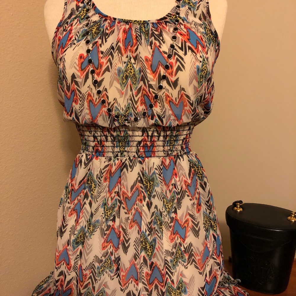 Multicolored Point Top. - Picture 2 of 4